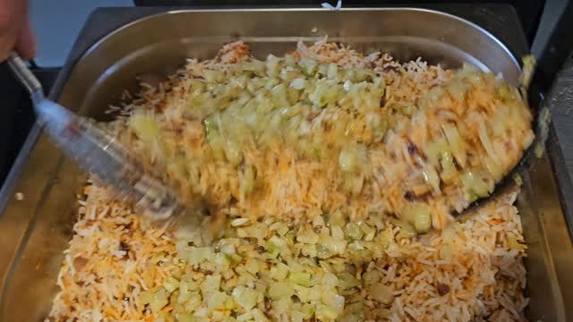 Riz grillé aux légumes au piment fumé pour accompagner votre araignée ! On vous prépare une assiette ? 😃😋